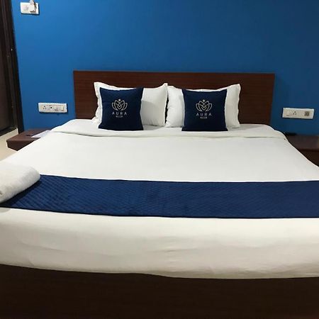 Hotel Aura Inn Indore Bagian luar foto